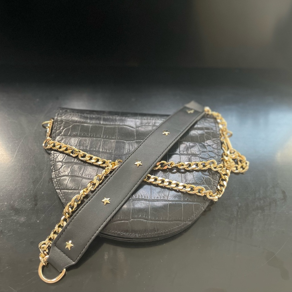 Rare Vintage Sandro Firenze Croc-Embossed Leather Crossbody – Made in Italy